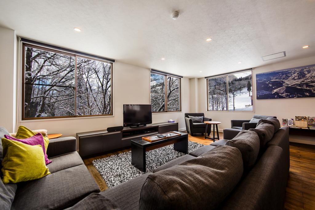 Sky Park Happo Apartments Hakuba Exterior photo